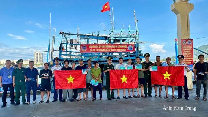  Vùng Cảnh sát biển 2 phối hợp đẩy mạnh tuyên truyền chống khai thác IUU.