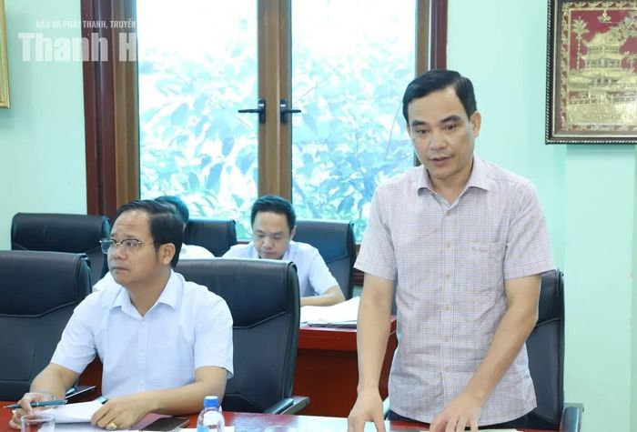 Lãnh đạo Sở Nông nghiệp và Môi trường tham gia ý kiến tại buổi làm việc.