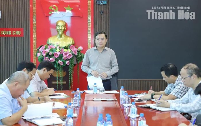 Giám đốc Sở Xây dựng Hoàng Văn Đồng phát biểu kết luận buổi làm việc.