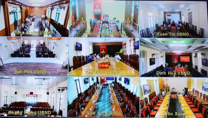 Điểm cầu các xã, phường dự hội nghị.