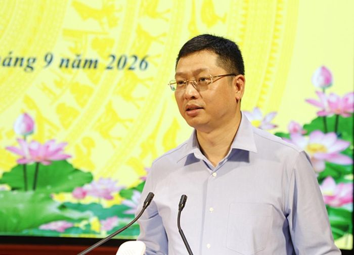 Đồng chí Trần Huy Phương phát biểu tại hội nghị.