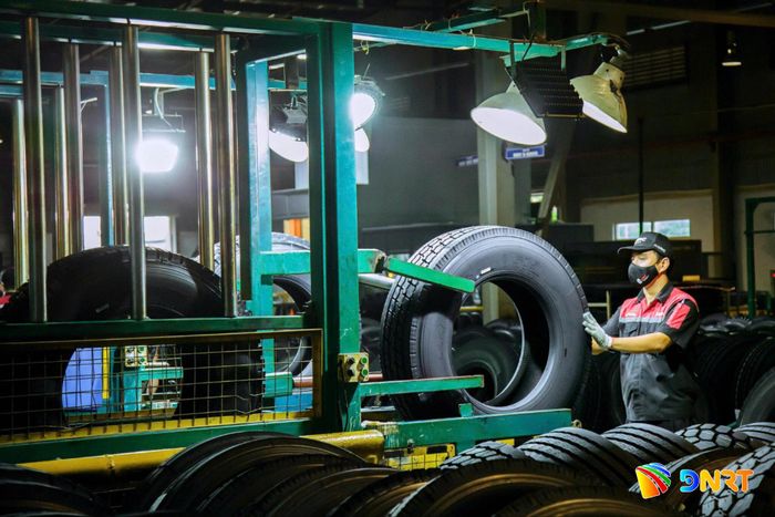 Công ty CP Cao su Đà Nẵng đầu tư tái chế lốp xe đã qua sử dụng với công suất đến 110.000 lốp/năm. Ảnh: ĐVCC