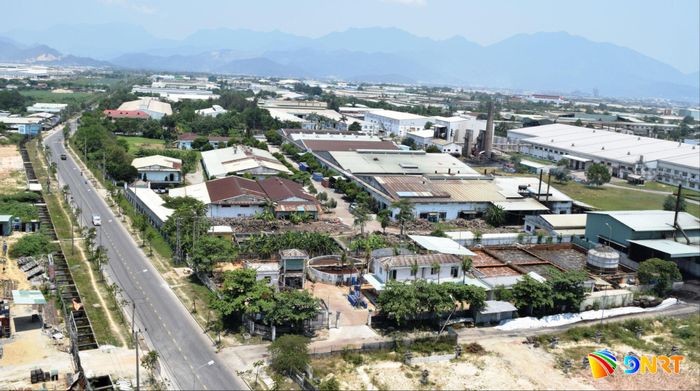 Khu công nghiệp Hòa Khánh đang thực hiện các biện pháp cải thiện môi trường. Ảnh: HOÀNG HIỆP