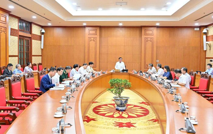 Quang cảnh cuộc họp.