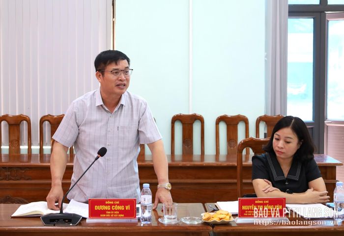 Lãnh đạo Sở Xây dựng phát biểu tại chương trình làm việc