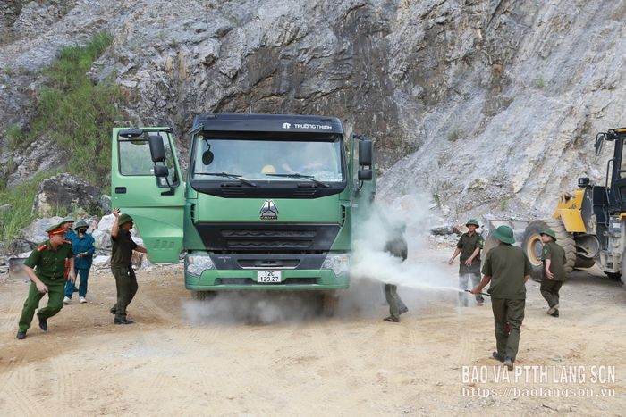 Các lực lượng tổ chức chữa cháy, CNCH trong huống giả định