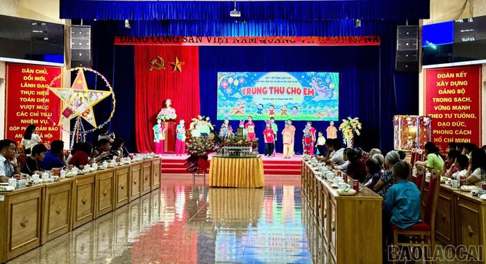 Quang cảnh chương trình.