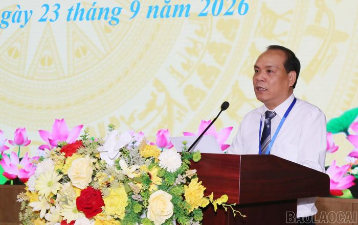 Thường trực Đảng ủy phường Cam Đường phát biểu khai mạc hội thi.