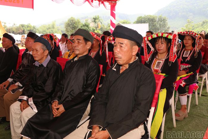 Nhân dân xã Lương Thịnh tham dự buổi lễ phát động.