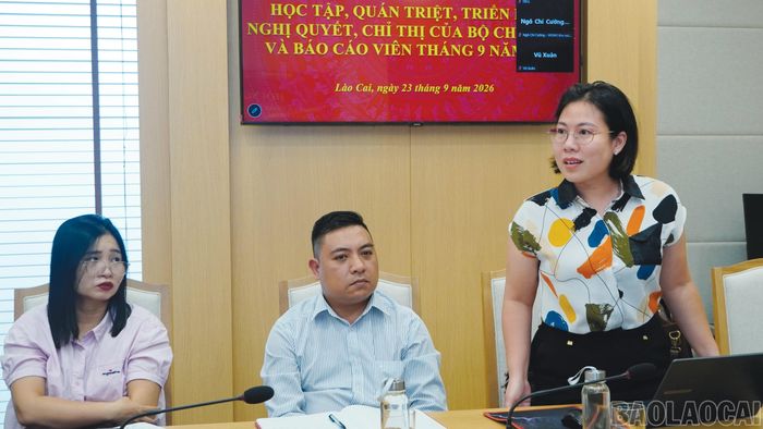 Các đại biểu tham gia ý kiến tại hội nghị.