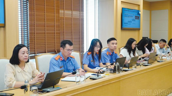 Các đại biểu tham dự hội nghị.
