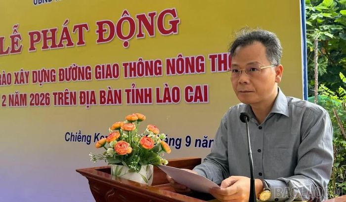  Đồng chí Nguyễn Thành Sinh - Phó Chủ tịch UBND tỉnh Lào Cai phát biểu tại buổi lễ. 