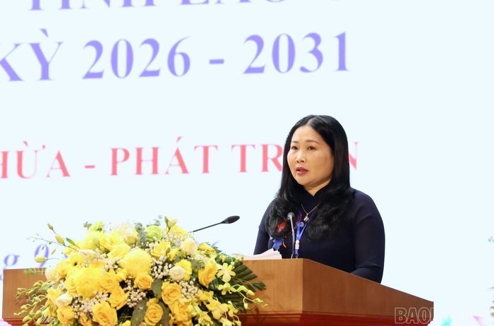 Đồng chí Vũ Thị Hiền Hạnh - Phó Chủ tịch UBND tỉnh phát biểu chỉ đạo tại Đại hội.