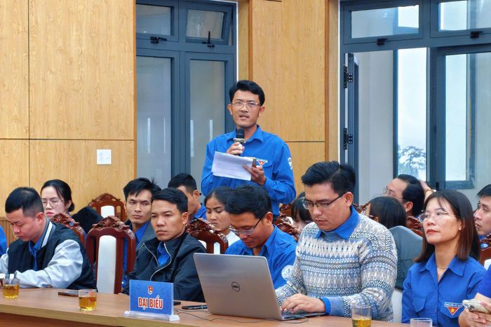 Anh Đoàn Công Tính, Đoàn Trường THPT Hàm Thuận Nam, thảo luận, góp ý dự thảo Chương trình công tác Đoàn năm học 2026 - 2027