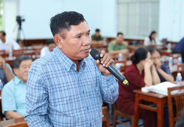 Ông Lương Văn Phấn, cử tri xã Bắc Bình kiến nghị mở rộng đấu nối các tuyến kênh tưới nước