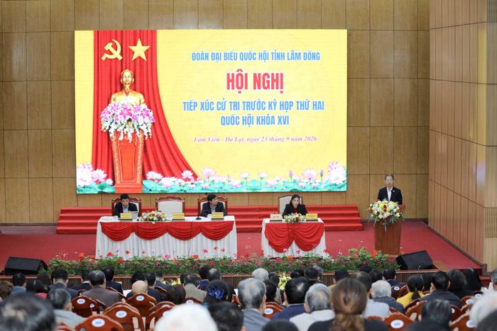 Bí thư Trung ương Đảng, Chánh án Tòa án nhân dân tối cao Nguyễn Văn Quảng cùng Đoàn ĐBQH tỉnh Lâm Đồng có buổi tiếp xúc cử tri trước Kỳ họp thứ 2, Quốc hội khóa XVI tại phường Lâm Viên - Đà Lạt