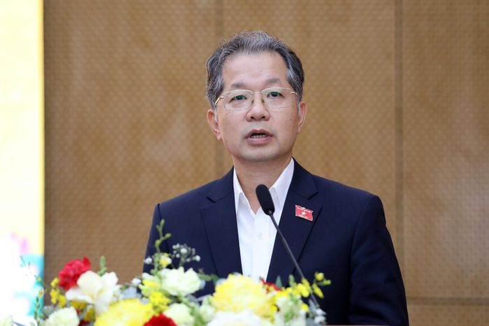 Bí thư Trung ương Đảng, Chánh án Tòa án nhân dân tối cao Nguyễn Văn Quảng phát biểu tại hội nghị