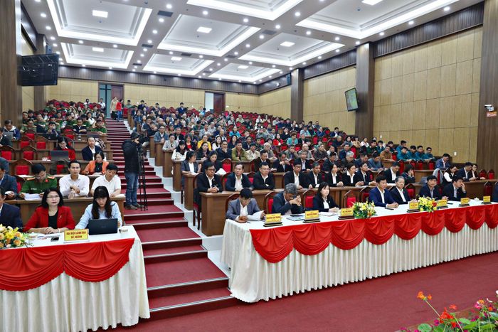Quang cảnh hội nghị