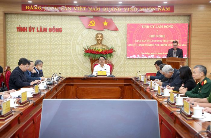 Quang cảnh hội nghị