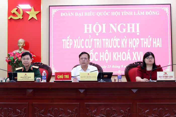 Các ĐBQH tỉnh Lâm Đồng tiếp xúc cử tri xã Thuận An