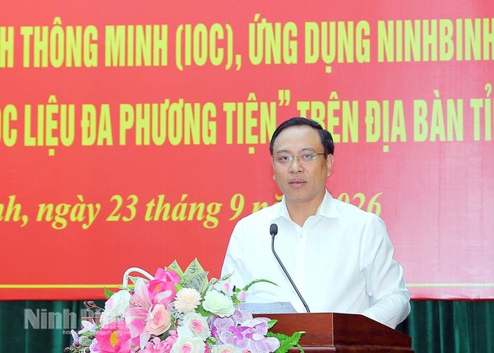 Đồng chí Đặng Thanh Sơn, Uỷ viên Ban Thường vụ Tỉnh uỷ, Phó Chủ tịch UBND tỉnh phát biểu kết luận hội nghị.