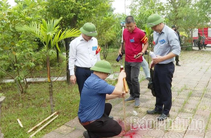 Lực lượng chức năng thực hiện việc cưỡng chế kiểm đếm nghiêm túc, đúng trình tự, quy định của pháp luật.