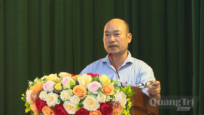 Người dân phát biểu ý kiến tại diễn đàn - Ảnh: N.L