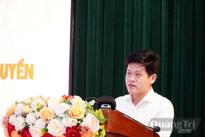 Đồng chí Lê Văn Bảo, Phó Chủ tịch UBND tỉnh phát biểu tiếp thu ý kiến của Nhân dân - Ảnh: N.L