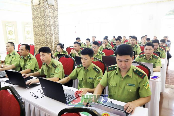Lực lượng Kiểm lâm tham gia Hội nghị.