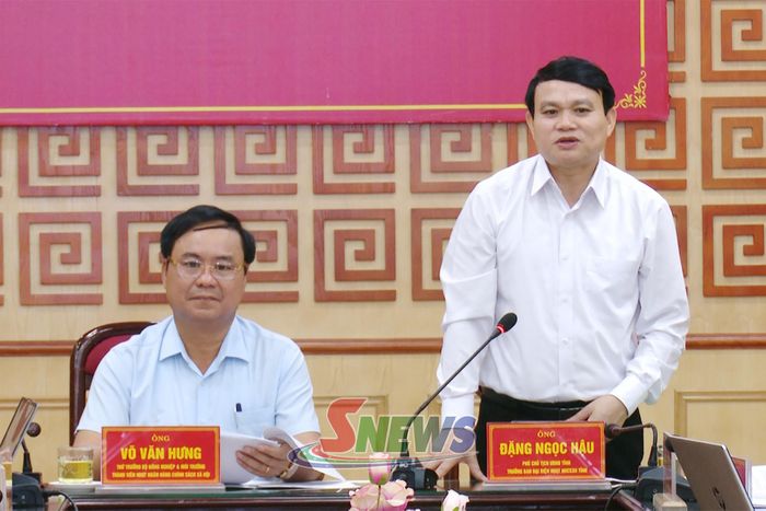 Đồng chí Đặng Ngọc Hậu, Phó Chủ tịch UBND tỉnh Sơn La phát biểu tại cuộc làm việc.