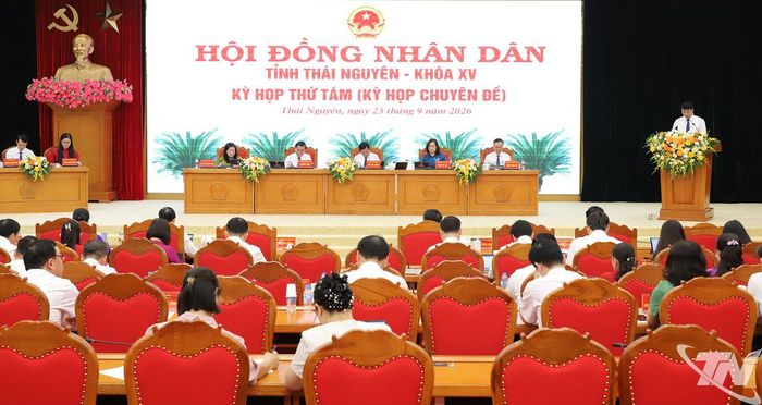 Quang cảnh Kỳ họp.