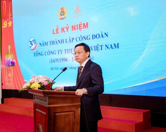 Ông Hồ Lê Nghĩa - Bí thư Đảng ủy, Chủ tịch HĐTV phát biểu tại buổi Lễ