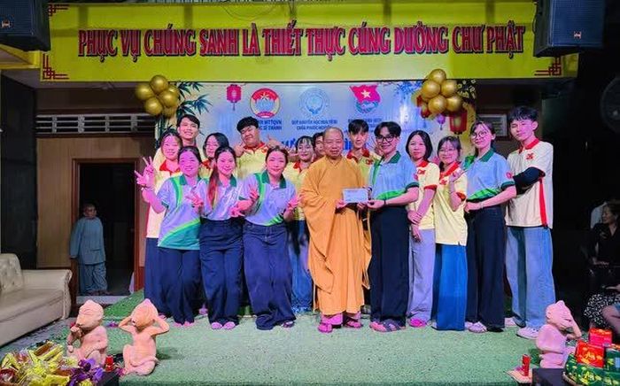 Trung thu là dịp sum vầy của thiếu nhi trong mái chùa thân yêu