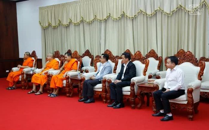 Quang cảnh buổi thăm