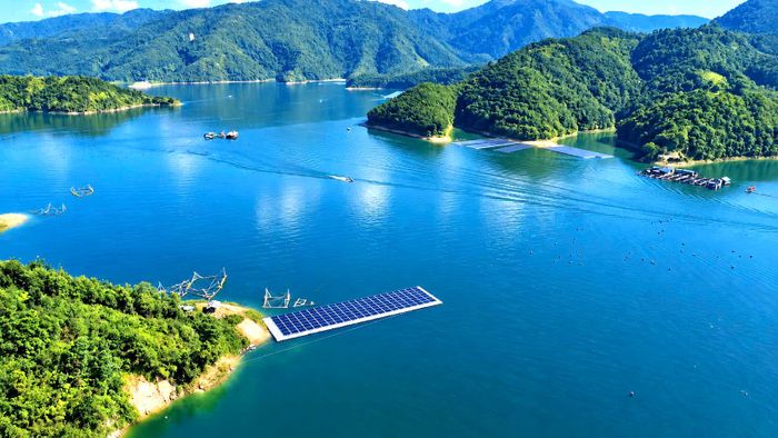 Theo hồ sơ được công bố, Bản Chát 1 có diện tích sử dụng khoảng 704ha, trong đó hơn 626ha là diện tích lòng hồ. Bản Chát 2 có diện tích hơn 813ha, trong đó hơn 771ha là mặt hồ. Hai dự án trải trên khu vực thuộc các xã Mường Than, Than Uyên và Mường Kim của tỉnh Lai Châu.