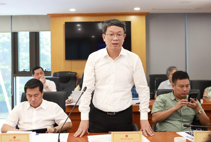 Ông Trần Quốc Thái, Cục trưởng Cục Phát triển đô thị báo cáo tại Hội nghị.