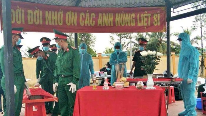 Từng mẫu sinh phẩm đều được làm sạch và bảo quản nghiêm ngặt, nhằm phục vụ tốt nhất cho công tác giám định.