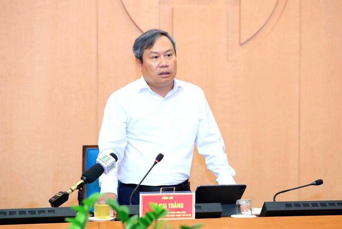 Ông Vũ Đại Thắng, Chủ tịch UBND TP Hà Nội phát biểu tại cuộc họp bàn giải pháp chống ngập cho phía tây Thủ đô.