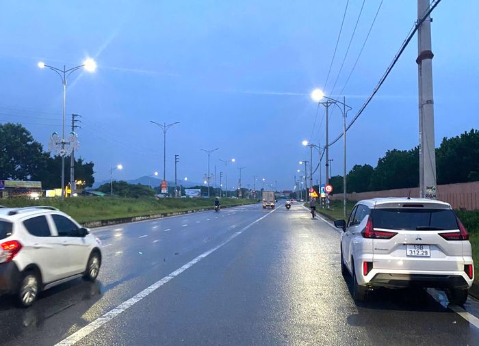 Điện chiếu sáng được thay mới, sửa chữa trên tuyến đường 311 giúp người dân đi lại dễ dàng, giảm nguy cơ tai nạn giao thông.