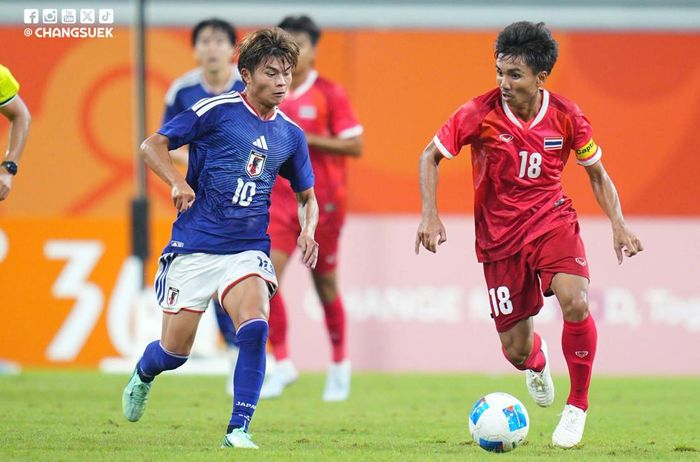U23 Thái Lan và Nhật Bản cùng vào tứ kết ASIAD 20. (Ảnh: Changsuek). 