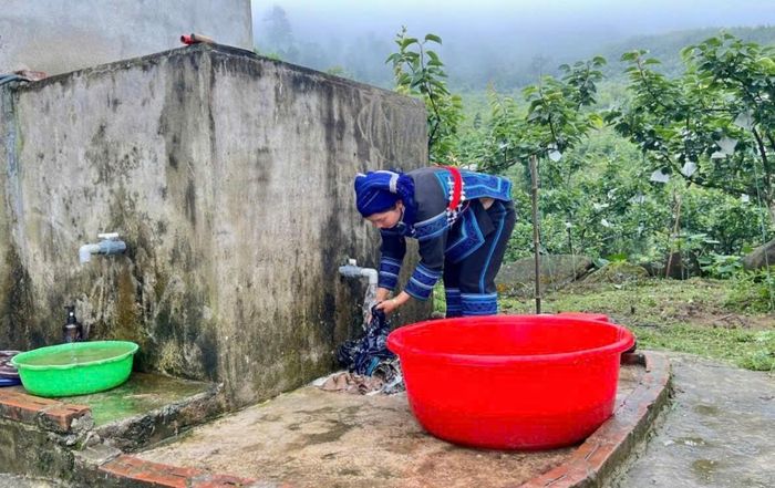 Hạ tầng nước sinh hoạt được quan tâm đầu tư, góp phần cải thiện điều kiện sống và nâng cao chất lượng cuộc sống của đồng bào vùng cao Lào Cai.