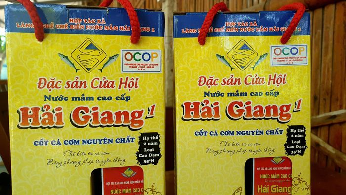 Là sản phẩm được du khách lựa chọn mua làm quà khi về Cửa Lò. Ảnh: Nguyễn Diệu
