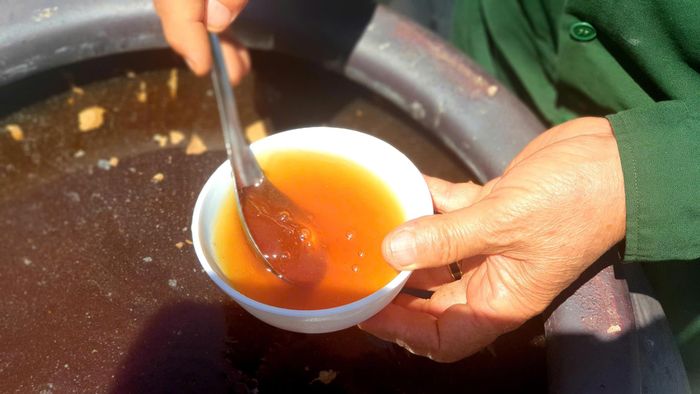 Là sản phẩm mà bàn tay, khối óc của người dân Cửa Lò tạo nên. Ảnh: Nguyễn Diệu