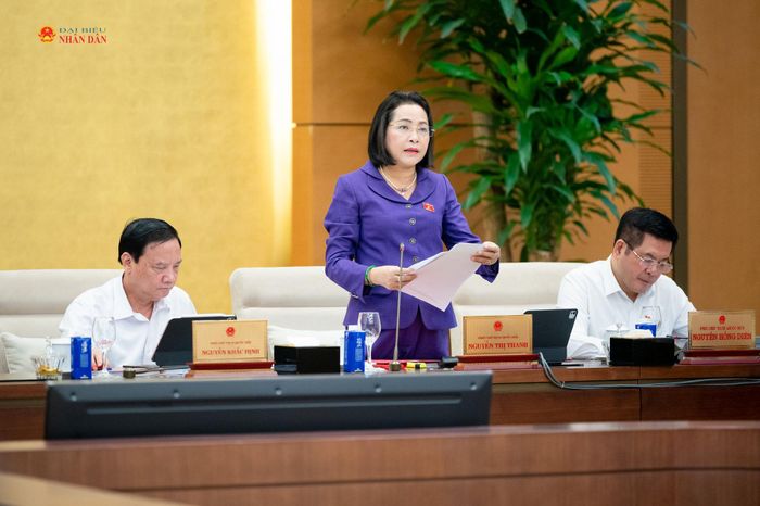 Phó Chủ tịch Quốc hội Nguyễn Thị Thanh điều hành nội dung phiên họp. Ảnh: Phạm Thắng
