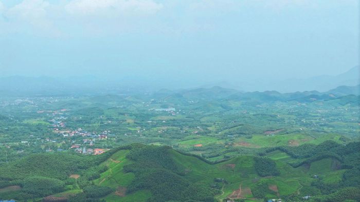 Một góc xã Quân Chu - nơi nghiên cứu phương án đầu tư xây dựng tuyến đường hầm qua dãy Tam Đảo. Ảnh: Hương Lan/thainguyen.gov.vn