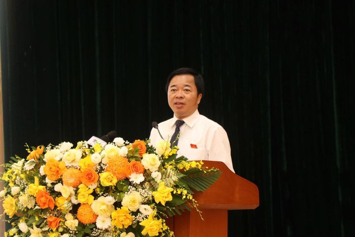 Phó Bí thư Tỉnh ủy, Chủ tịch HĐND tỉnh Thái Nguyên Bùi Văn Lương phát biểu tại Kỳ họp. Ảnh: Đồng Thưởng