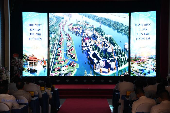 Một trong những hình ảnh từ đồ án Quy hoạch phân khu tỷ lệ 1/2000 xây dựng tái hiện thương cảng Phố Hiến xưa, trình chiếu tại hội nghị. Ảnh: Phùng Nguyện.