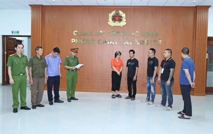 Các bị can bị khởi tố trong đường dây làm giả bệnh án để trốn tránh chấp hành án.