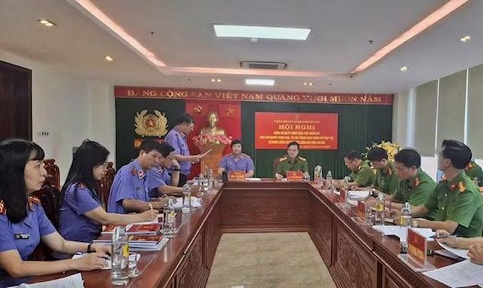 Toàn cảnh Hội nghị công bố Quyết định trực tiếp kiểm sát.