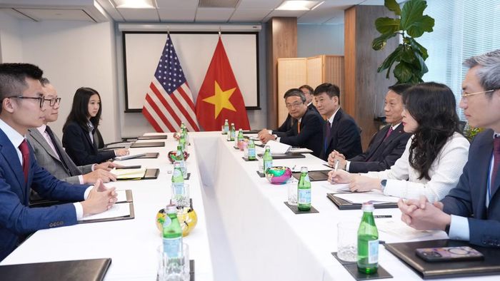 Bộ trưởng Lương Tam Quang tiếp lãnh đạo Quỹ đầu tư BlackRock.